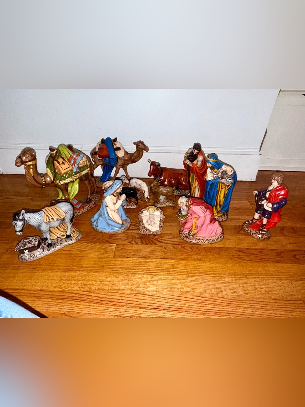 VTG Atlantic Mold Ceramic Nativity Set 14 Piece Ceramic Hand Painted - Beautiful